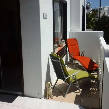 Sleeps 3 Pool Wifi