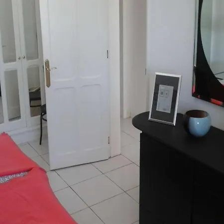 Sleeps 3 Pool Wifi *
